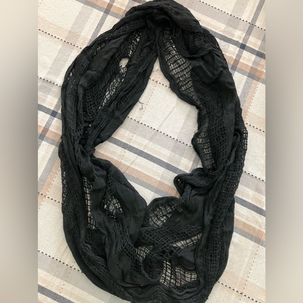 Women’s black sheer scarf